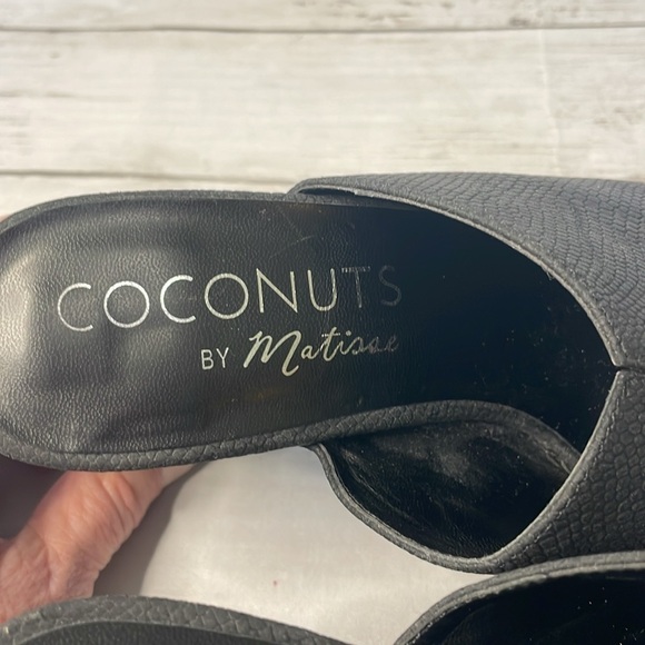 Coconuts by Matisse Black Night Moves Vegan Slip On Chunky Heels Mules - Picture 8 of 12